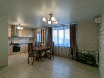 3-комнатная квартира 76,3 м², кухня-гостиная, кирпичный дом, Октябрьский район 3-комнатная квартира 76,3 м², кухня-гостиная, кирпичный дом, Октябрьский район